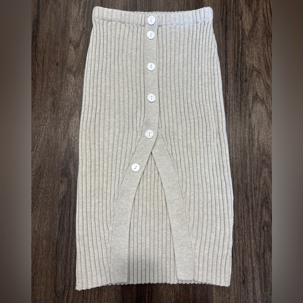 MinkPink Knit